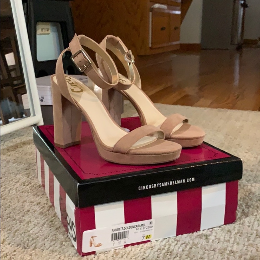 Circus by Sam Edelman Annette Pumps